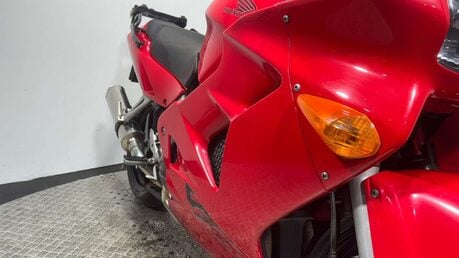 Honda VFR 1998 29K NON VTEC FUEL INJECTED GOOD RUNNING PROJECT BIKE 29