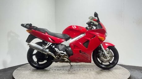 Honda VFR 1998 29K NON VTEC FUEL INJECTED GOOD RUNNING PROJECT BIKE 1