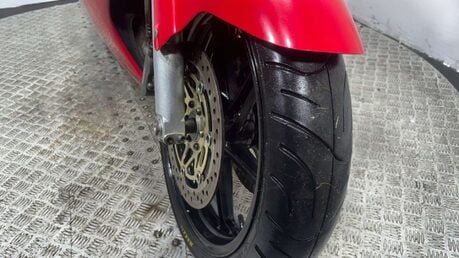 Honda VFR 1998 29K NON VTEC FUEL INJECTED GOOD RUNNING PROJECT BIKE 25