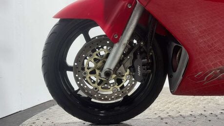 Honda VFR 1998 29K NON VTEC FUEL INJECTED GOOD RUNNING PROJECT BIKE 16