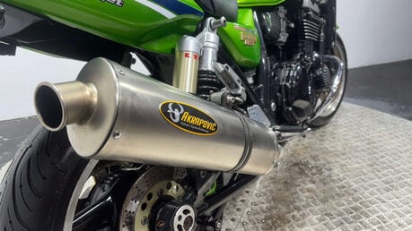 Kawasaki ZRX 1100 1997 54K ICONIC MUSCLE BIKE PROJECT BIKE SPARES OR REPAIR 1100CC 24