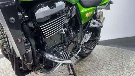 Kawasaki ZRX 1100 1997 54K ICONIC MUSCLE BIKE PROJECT BIKE SPARES OR REPAIR 1100CC 18