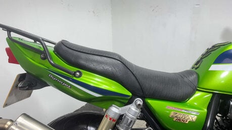 Kawasaki ZRX 1100 1997 54K ICONIC MUSCLE BIKE PROJECT BIKE SPARES OR REPAIR 1100CC 21