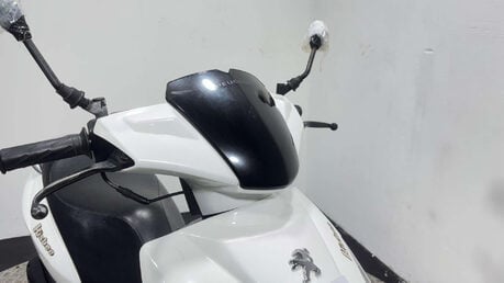 Peugeot Kisbee 2016 10K PROJECT 50CC SCOOTER 4 STROKE SPARES OR REPAIR 13