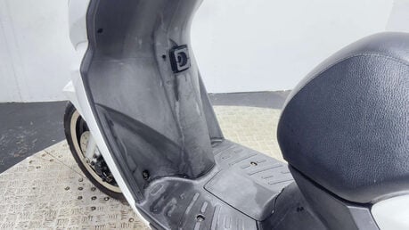 Peugeot Kisbee 2016 10K PROJECT 50CC SCOOTER 4 STROKE SPARES OR REPAIR 18