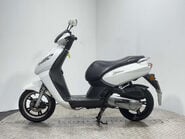 Peugeot Kisbee 2016 10K PROJECT 50CC SCOOTER 4 STROKE SPARES OR REPAIR 4