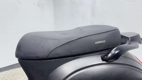 Sinnis Encanto 50 2019 running project scooter spares or repair 50cc bike 26