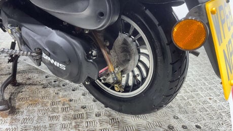 Sinnis Encanto 50 2019 running project scooter spares or repair 50cc bike 19