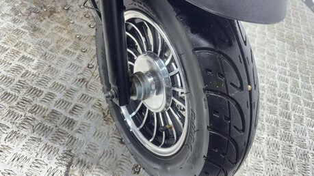 Sinnis Encanto 50 2019 running project scooter spares or repair 50cc bike 13