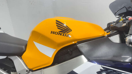 Honda CBR 929 2001 28K PROJECT TRACK BIKE COMPLETE PARTS BIKE 929CC 21