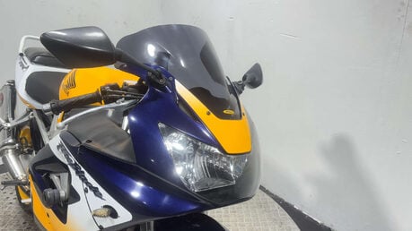 Honda CBR 929 2001 28K PROJECT TRACK BIKE COMPLETE PARTS BIKE 929CC 18