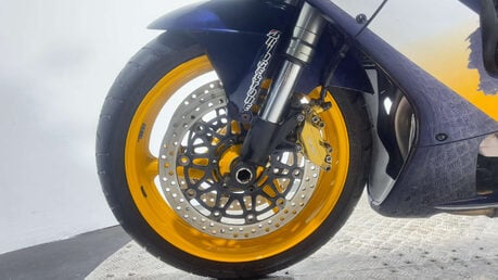 Honda CBR 929 2001 28K PROJECT TRACK BIKE COMPLETE PARTS BIKE 929CC 26