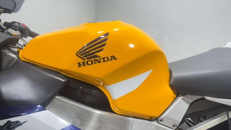 Honda CBR 929 2001 28K PROJECT TRACK BIKE COMPLETE PARTS BIKE 929CC 8