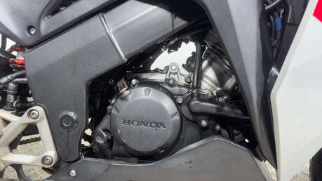 Honda CBR 2015 30K PROJECT 125CC SPORTS BIKE SPARES OR REPAIR LEARNER 8