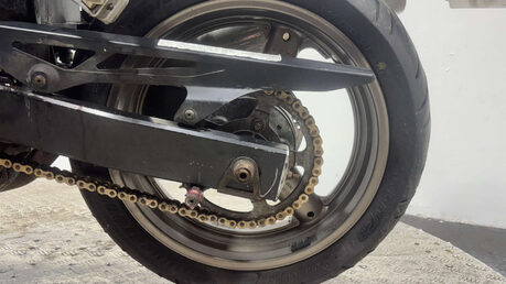 Suzuki SV650 SV650 2009 51K RUNNING PROJECT BIKE SPARES OR REPAIR 650CC A2 19