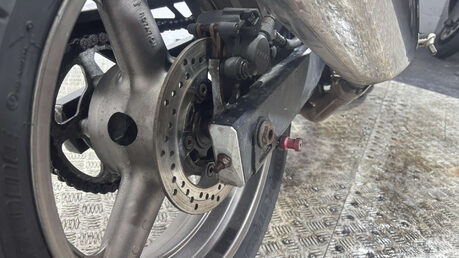 Suzuki SV650 SV650 2009 51K RUNNING PROJECT BIKE SPARES OR REPAIR 650CC A2 18