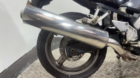 Suzuki SV650 SV650 2009 51K RUNNING PROJECT BIKE SPARES OR REPAIR 650CC A2 10