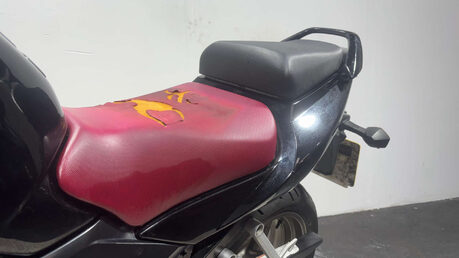 Suzuki SV650 SV650 2009 51K RUNNING PROJECT BIKE SPARES OR REPAIR 650CC A2 22