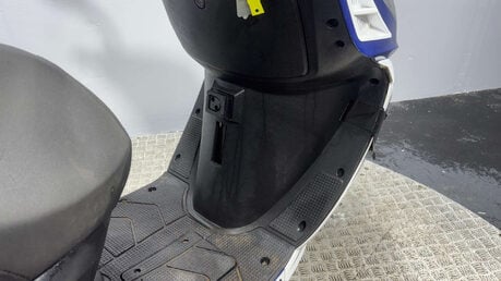 Sinnis Shuttle 2023 GOOD RUNNING PROJECT 125CC SCOOTER ONLY 9K 17