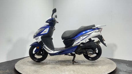 Sinnis Shuttle 2023 GOOD RUNNING PROJECT 125CC SCOOTER ONLY 9K 4