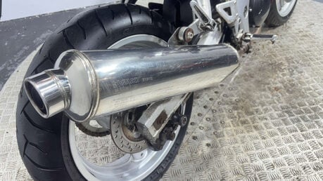 Suzuki SV650 N NAKED 2002 RUNNING PROJECT BIKE SPARES OR REPAIR 650CC A2 25