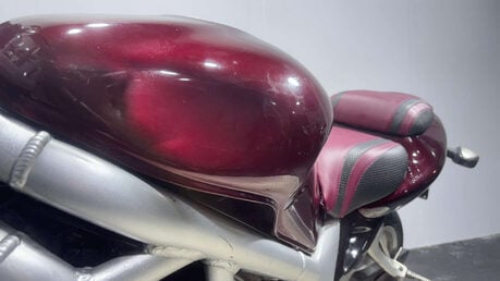 Suzuki SV650 N NAKED 2002 RUNNING PROJECT BIKE SPARES OR REPAIR 650CC A2 24