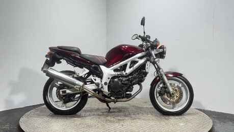 Suzuki SV650 N NAKED 2002 RUNNING PROJECT BIKE SPARES OR REPAIR 650CC A2 1