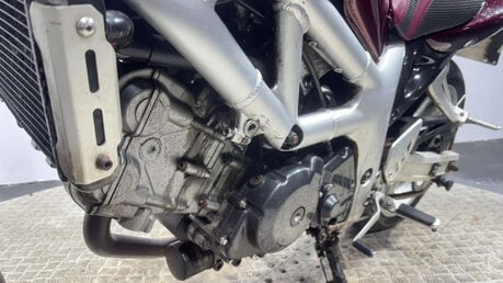 Suzuki SV650 N NAKED 2002 RUNNING PROJECT BIKE SPARES OR REPAIR 650CC A2 26