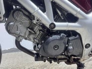 Suzuki SV650 N NAKED 2002 RUNNING PROJECT BIKE SPARES OR REPAIR 650CC A2 12
