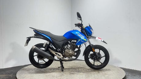 Lexmoto Assault 2022 ONLY 7K GOOD RUNNING PROJECT BIKE SPARES OR REPAIR 125CC 1