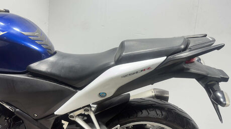 Honda CBR250 2011 32K RUNNING LIGHTWEIGHT SUPER SPORT 250CC PROJECT BIKE 27