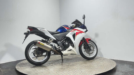 Honda CBR250 2011 32K RUNNING LIGHTWEIGHT SUPER SPORT 250CC PROJECT BIKE 2