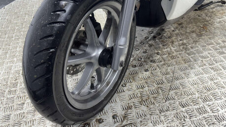 Yamaha Delight 2017 10K PROJECT SCOOTER SPARES OR REPAIR 125CC LEARNER BIKE 18