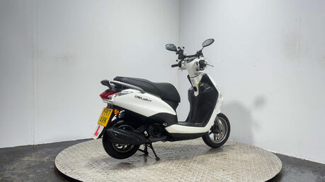 Yamaha Delight 2017 10K PROJECT SCOOTER SPARES OR REPAIR 125CC LEARNER BIKE 2