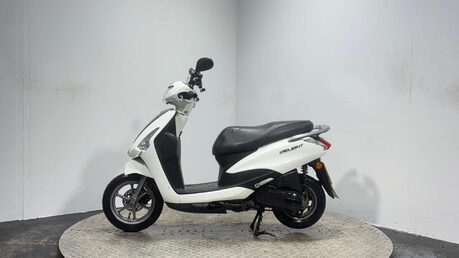 Yamaha Delight 2017 10K PROJECT SCOOTER SPARES OR REPAIR 125CC LEARNER BIKE 4