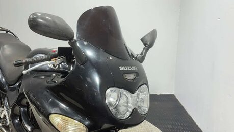 Suzuki GSX 2002 47K RUNNING PROJECT BIKE SPARES OR REPAIR 600CC COMMUTER 24