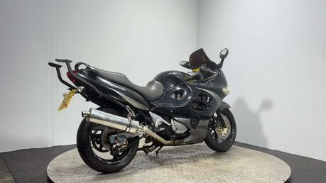 Suzuki GSX 2002 47K RUNNING PROJECT BIKE SPARES OR REPAIR 600CC COMMUTER 3