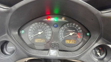 Honda CBF600 CBF600 S 2005 19K RUNNING PROJECT BIKE SPARES OR REPAIR 600CC 28