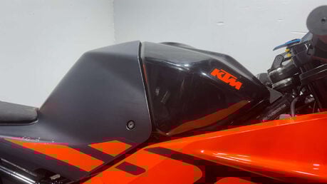 KTM RC 125 2025 ONLY 2K CAT N RUNNING LIGHT PROJECT BIKE SPORTS 125CC 30