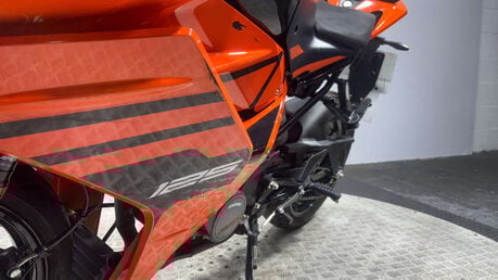 KTM RC 125 2025 ONLY 2K CAT N RUNNING LIGHT PROJECT BIKE SPORTS 125CC 7