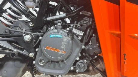 KTM RC 125 2025 ONLY 2K CAT N RUNNING LIGHT PROJECT BIKE SPORTS 125CC 32