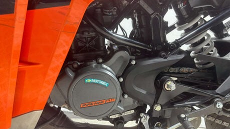 KTM RC 125 2025 ONLY 2K CAT N RUNNING LIGHT PROJECT BIKE SPORTS 125CC 19