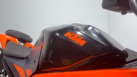 KTM RC 125 2025 ONLY 2K CAT N RUNNING LIGHT PROJECT BIKE SPORTS 125CC 15