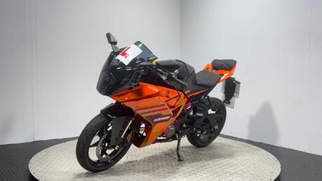 KTM RC 125 2025 ONLY 2K CAT N RUNNING LIGHT PROJECT BIKE SPORTS 125CC 6
