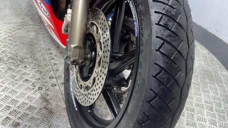 Honda VFR NC24 1988 25K RVF 400 REPLICA RUNNING CLASSIC PROJECT BIKE 25