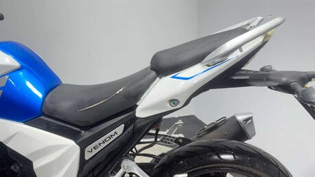 Lexmoto Venom 2016 3K CARBED PROJECT BIKE SPARES OR REPAIR 125CC LEARNER BIKE 10