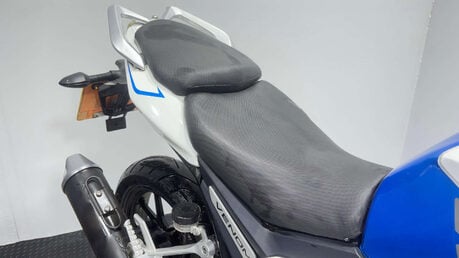 Lexmoto Venom 2016 3K CARBED PROJECT BIKE SPARES OR REPAIR 125CC LEARNER BIKE 32