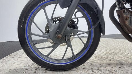 Honda CB CBF 125 GLR125 2015 26K RUNNING PROJECT BIKE SPARES OR REPAIR 125CC 12