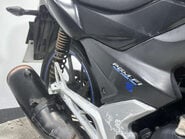 Honda CB CBF 125 GLR125 2015 26K RUNNING PROJECT BIKE SPARES OR REPAIR 125CC 17