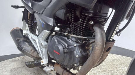 Honda CB CBF 125 GLR125 2015 26K RUNNING PROJECT BIKE SPARES OR REPAIR 125CC 13